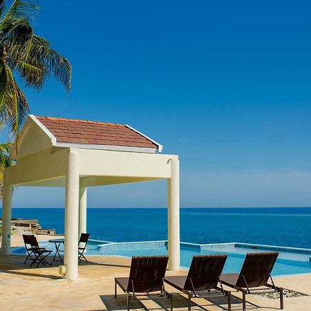 Ocho Rios Penthouse At Whispering Seasアパートメント エクステリア 写真