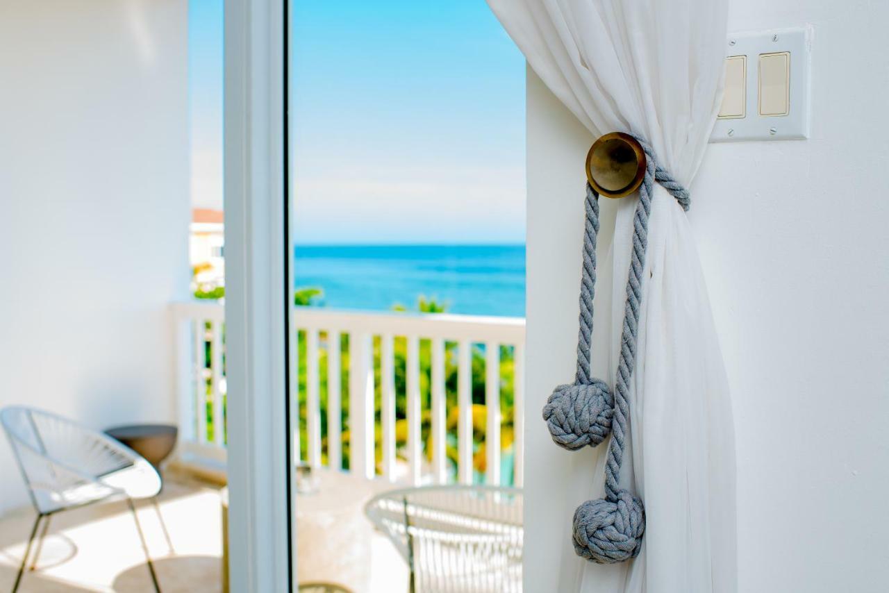 Ocho Rios Penthouse At Whispering Seasアパートメント エクステリア 写真